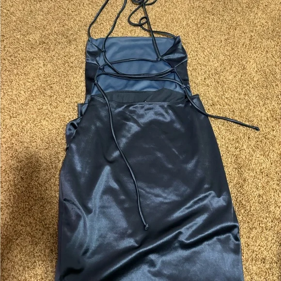 Windsor Formal Bodycon dress With tie to adjust criss cross in the back! - Picture 2 of 2